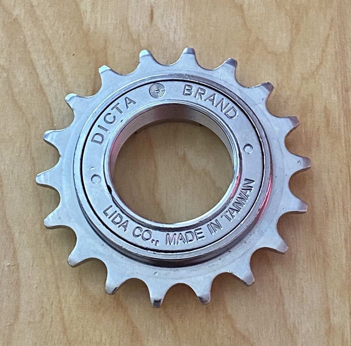 DICTA Freewheel 1/2 x 1/8 18T